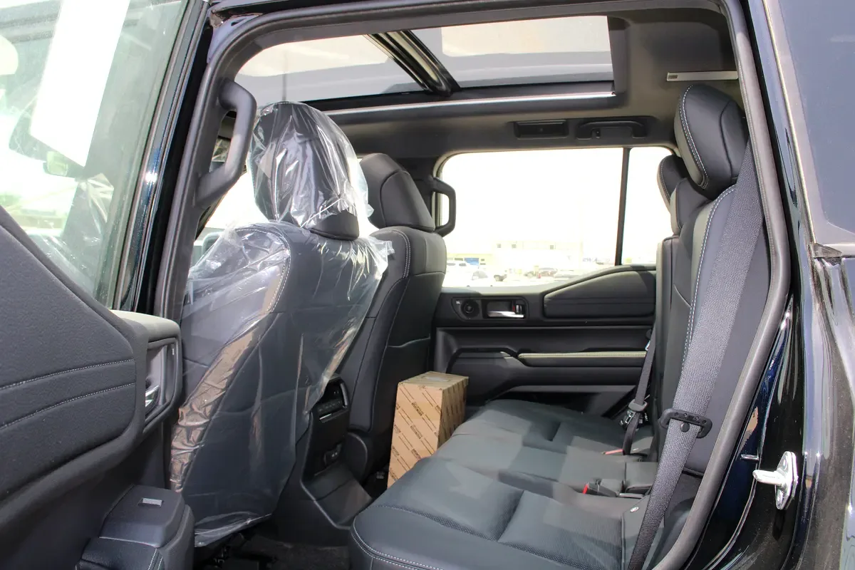 Toyota Land Cruiser Prado 2.8 AT 4WD (204 حصان) - 4
