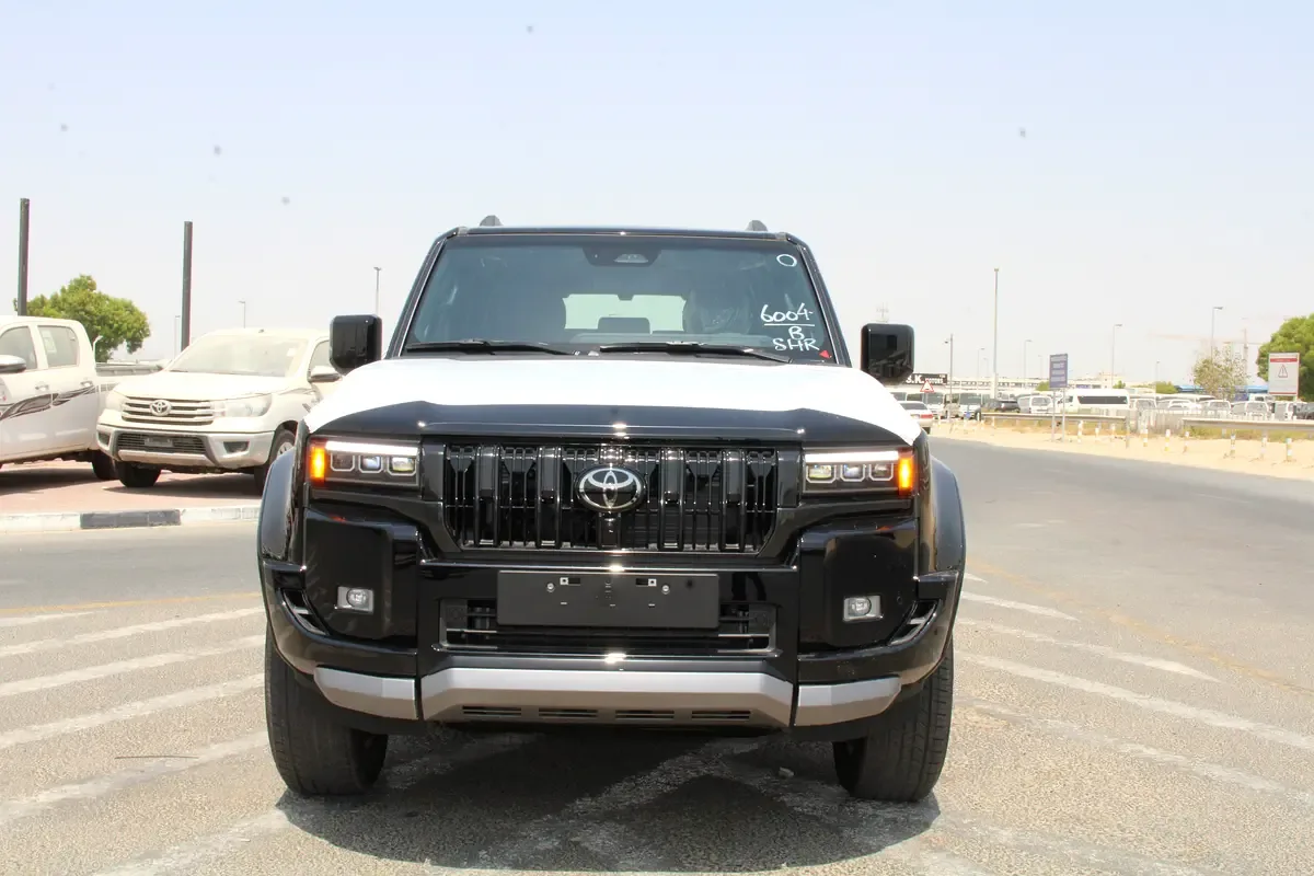 Toyota Land Cruiser Prado 2.8 AT 4WD (204 حصان) - 2