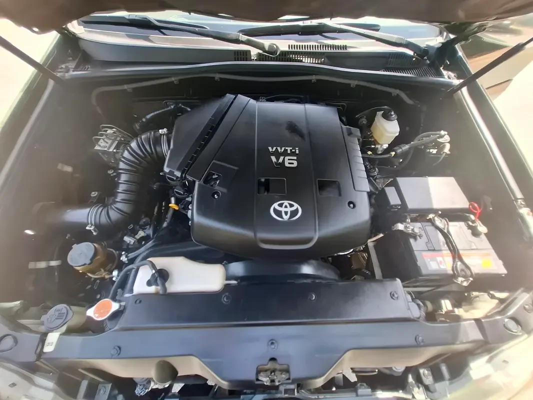 Toyota Land Cruiser Prado 4.0 AT (249 hp) - 13