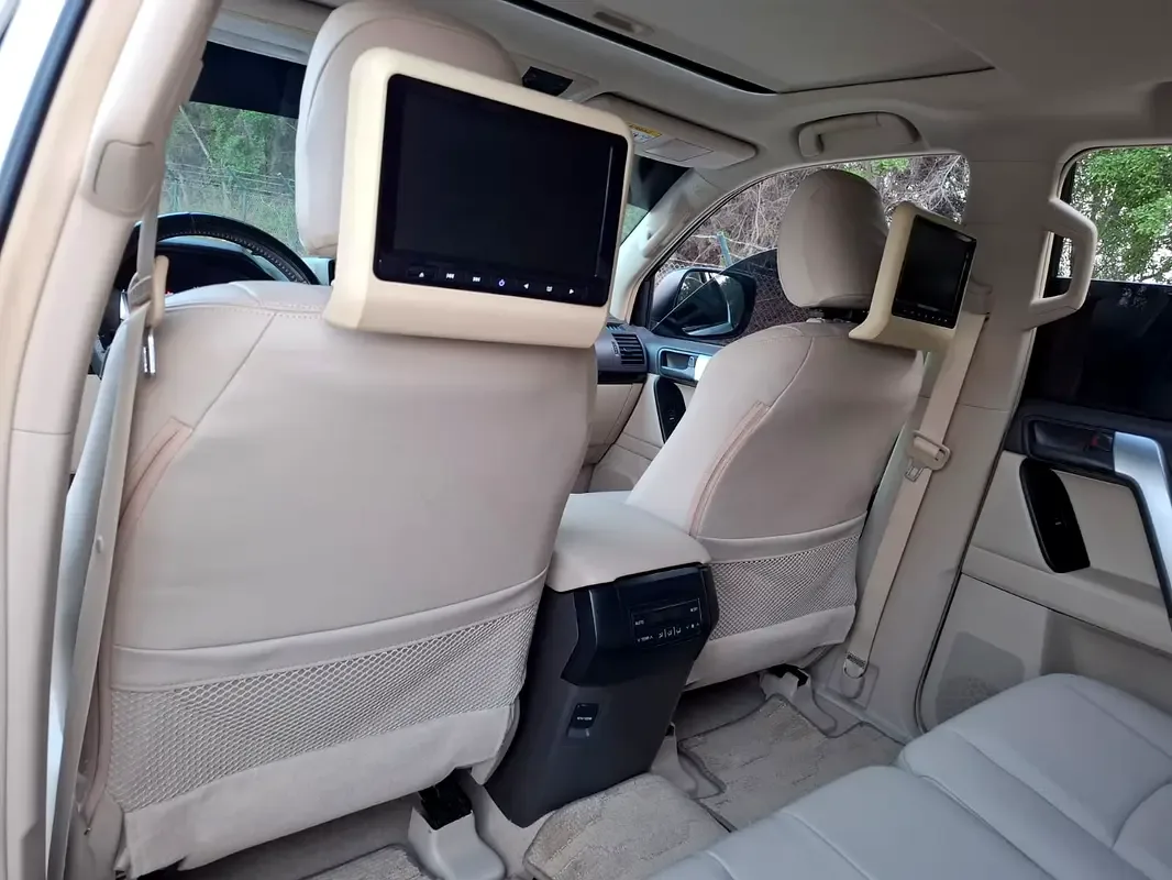Toyota Land Cruiser Prado 4.0 AT (271 hp) - 11