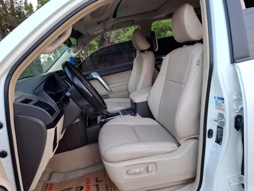 Toyota Land Cruiser Prado 4.0 AT (271 hp) - 10