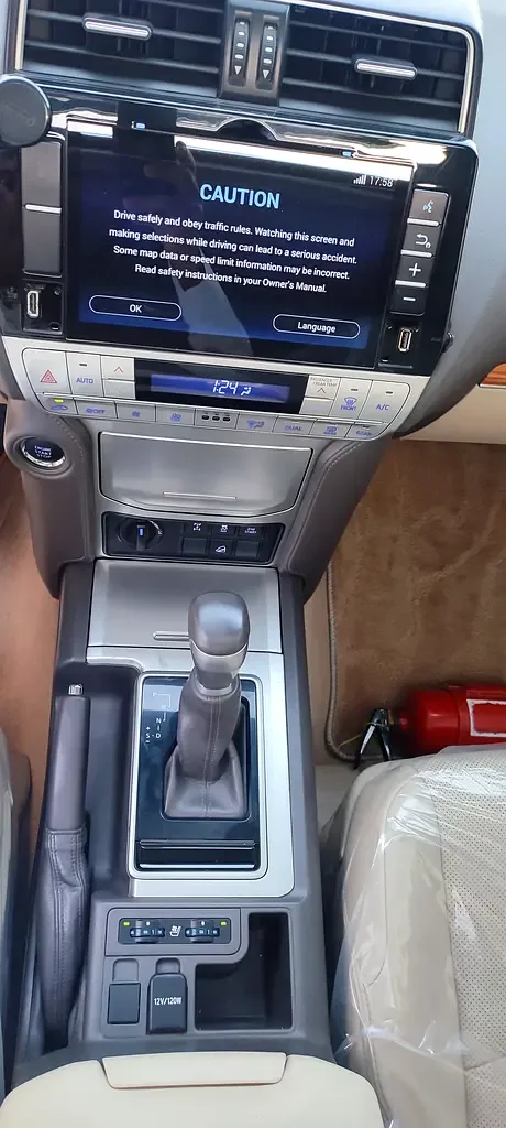Toyota Land Cruiser Prado 4.0 AT (271 حصان) - 11