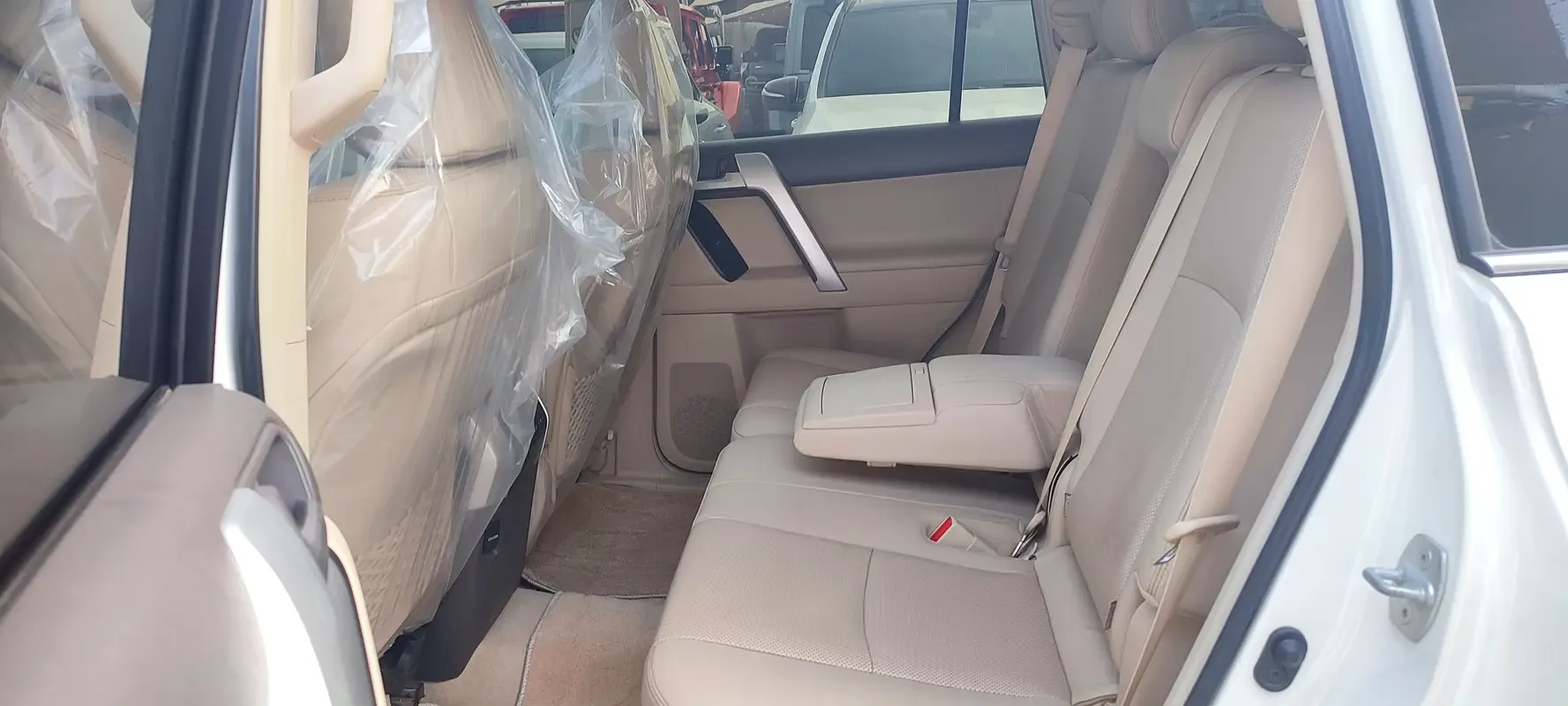 Toyota Land Cruiser Prado 4.0 AT (271 حصان) - 17