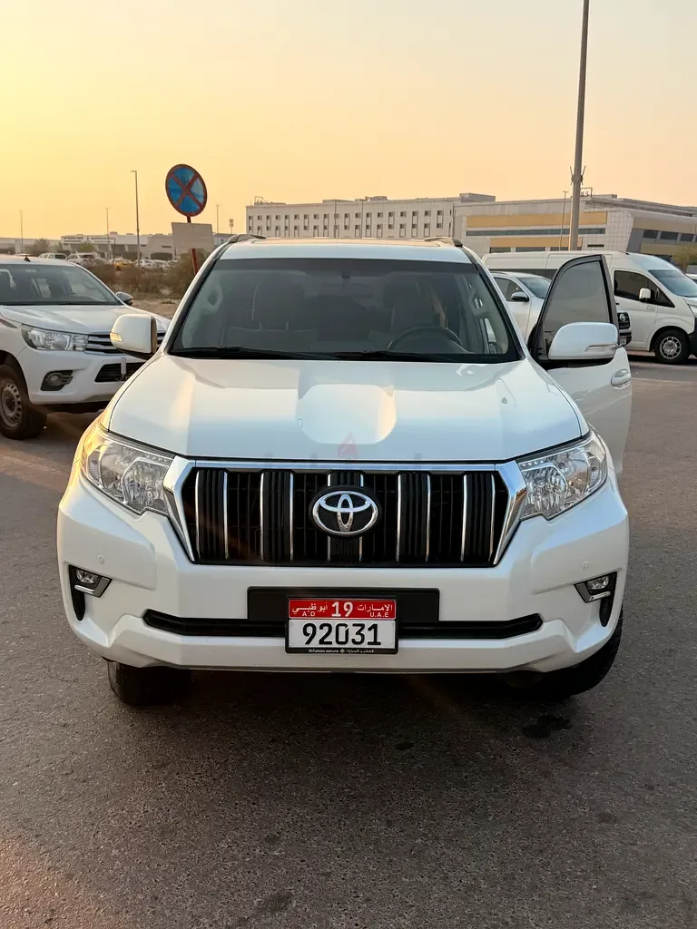 Toyota Land Cruiser Prado 4.0 AT 4WD (249 hp)