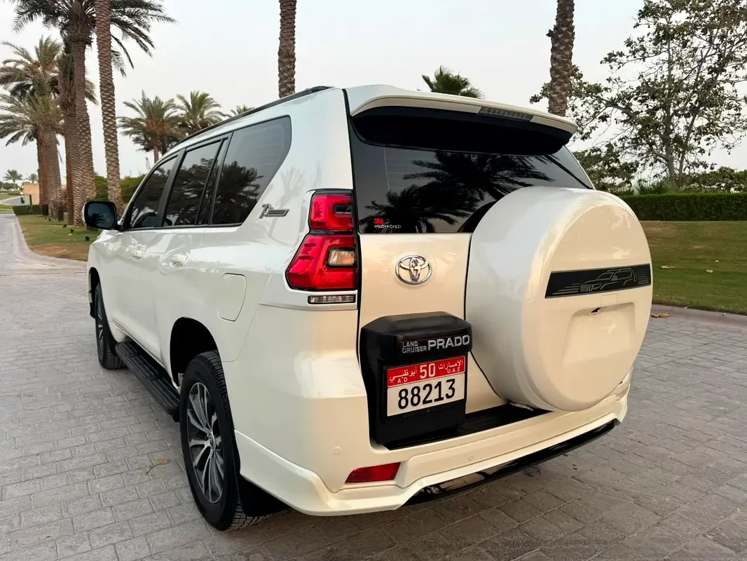 Toyota Land Cruiser Prado 4.0 AT 4WD (249 حصان) - 4