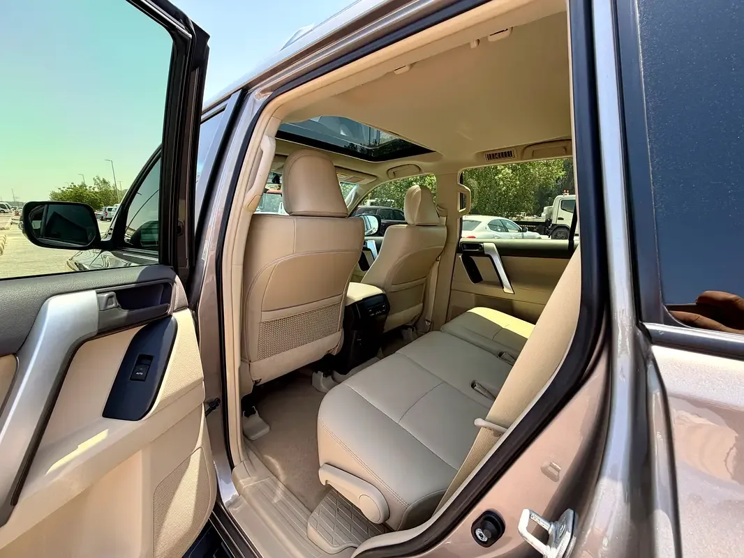Toyota Land Cruiser Prado 4.0 AT 4WD (249 hp) - 19