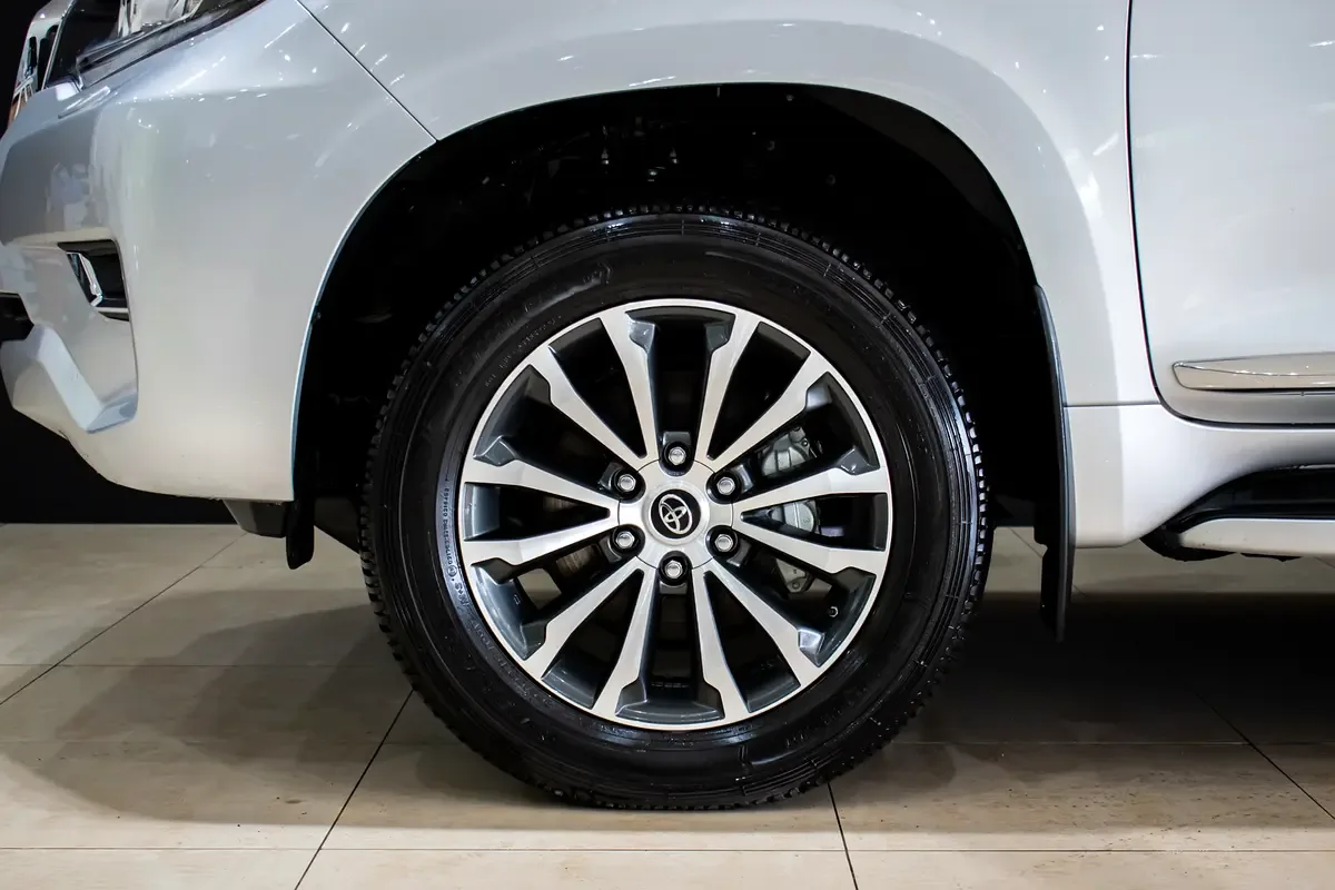 Toyota Land Cruiser Prado 4.0 AT 4WD (249 hp) - 7