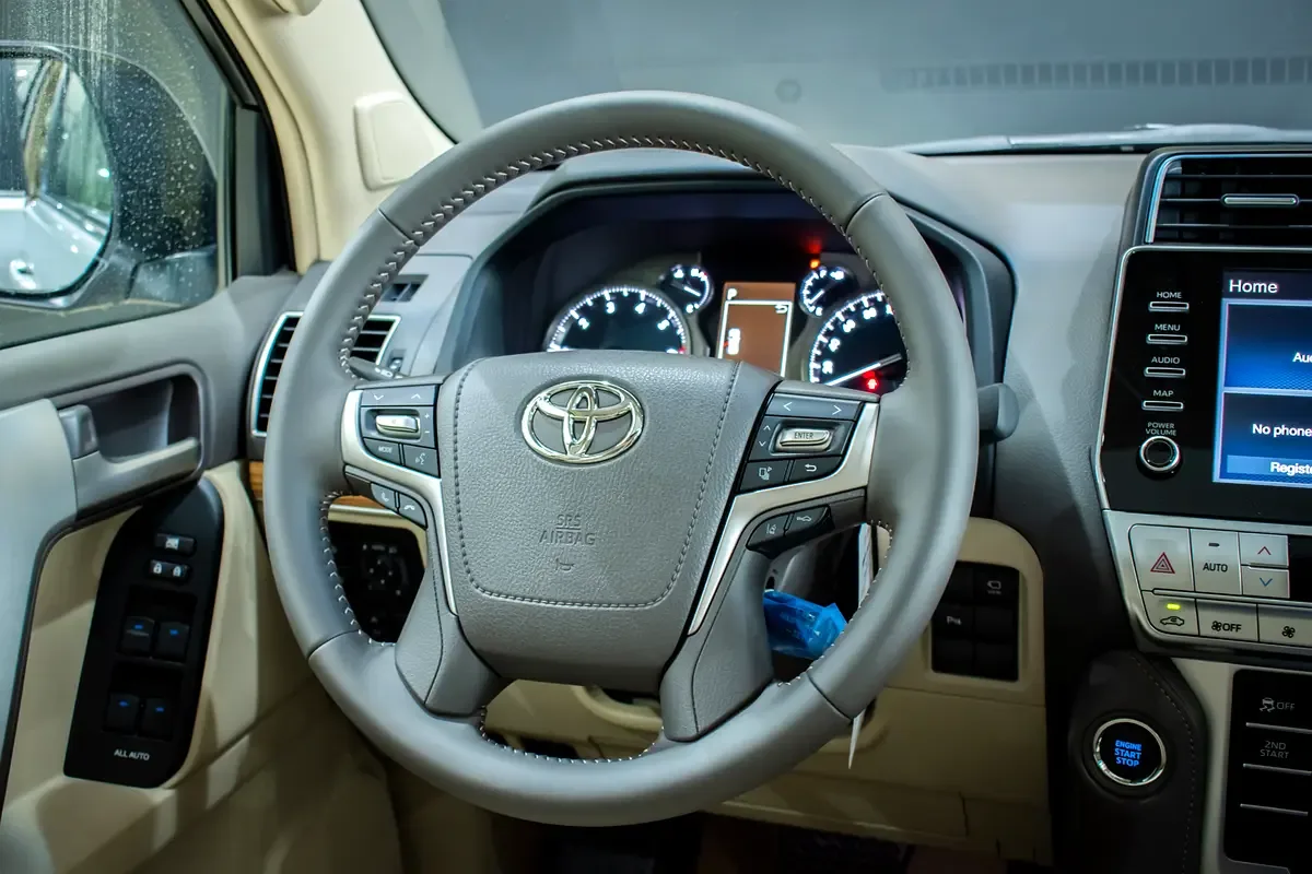 Toyota Land Cruiser Prado 4.0 AT 4WD (249 hp) - 17