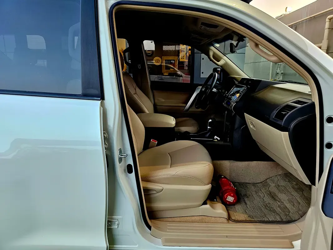 Toyota Land Cruiser Prado 4.0 AT 4WD (249 hp) - 13