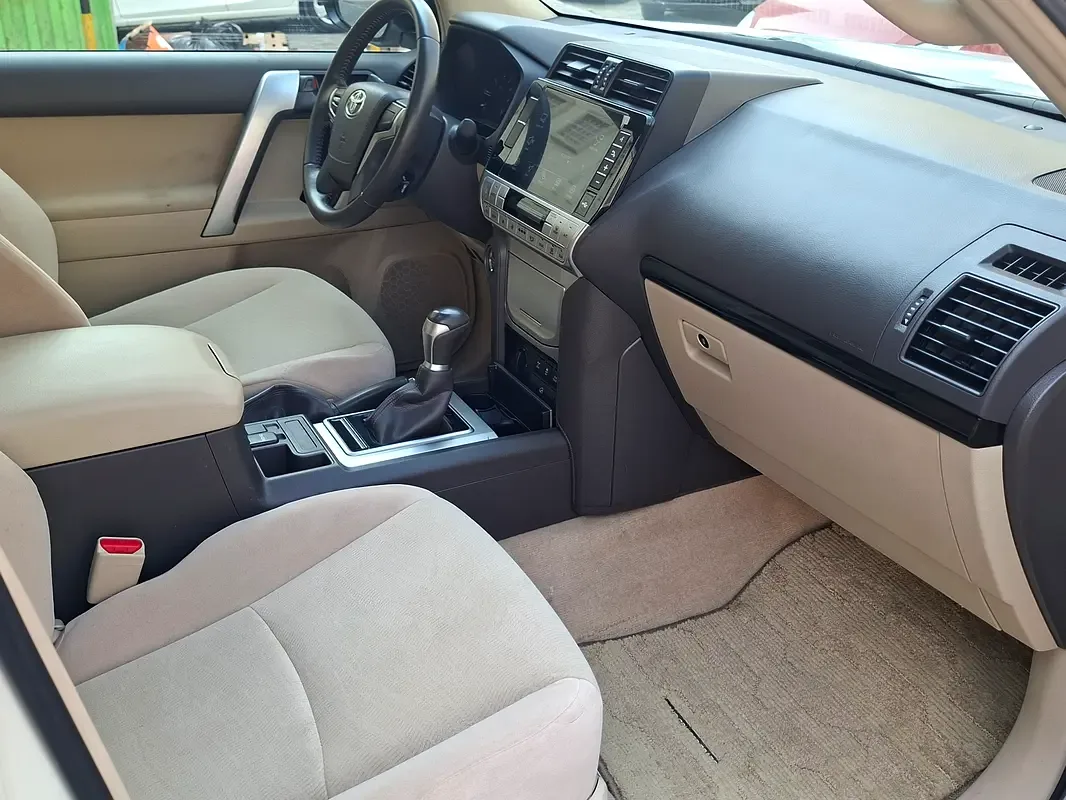 Toyota Land Cruiser Prado 4.0 AT 4WD (249 hp) - 9