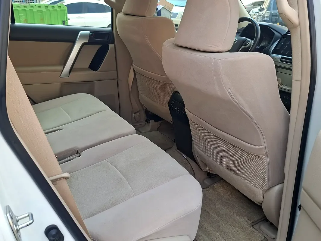Toyota Land Cruiser Prado 4.0 AT 4WD (249 hp) - 11