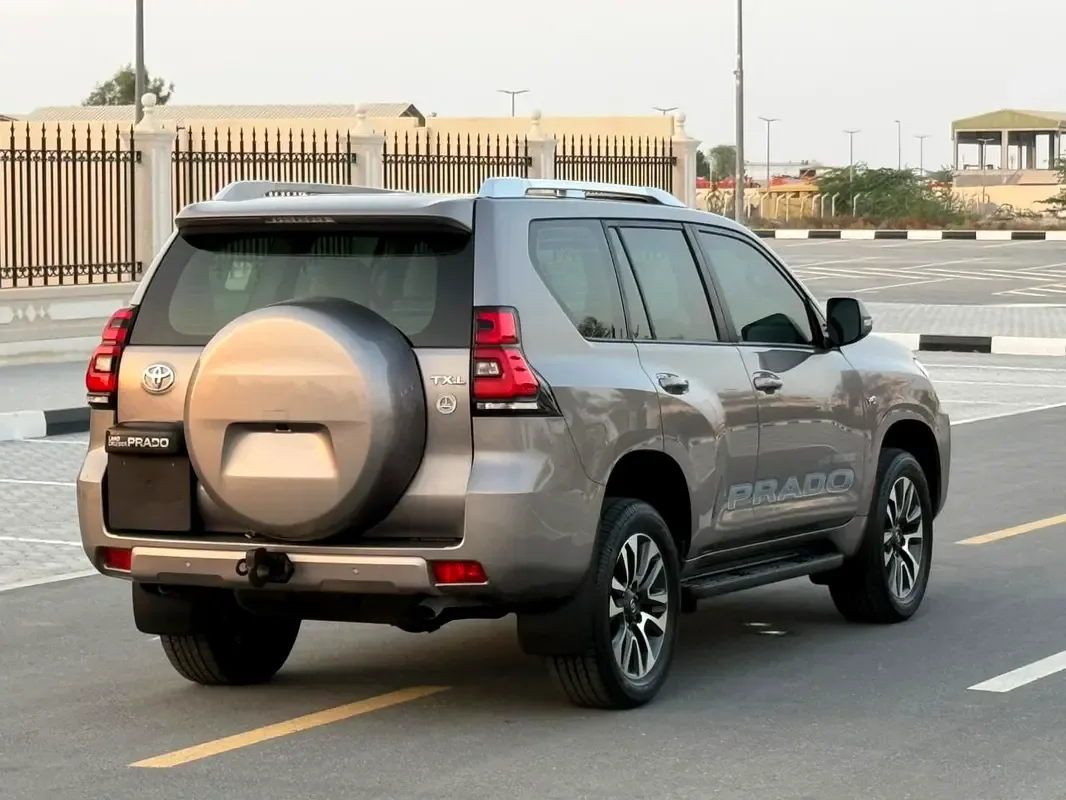 Toyota Land Cruiser Prado 4.0 AT 4WD (249 hp) - 6