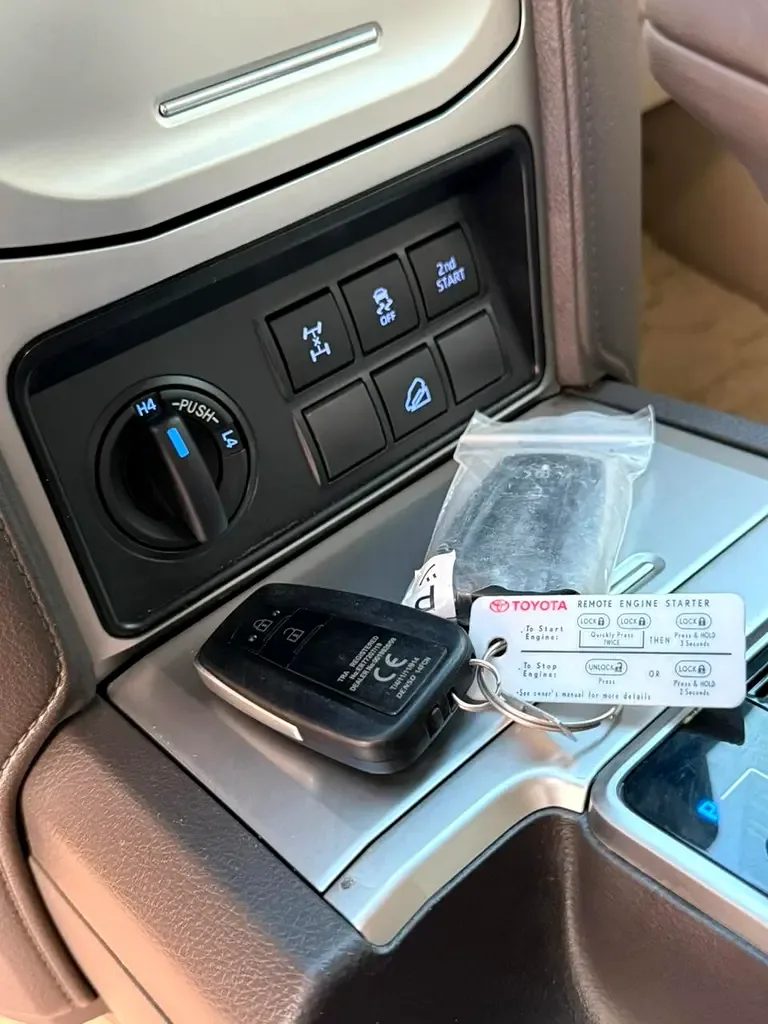Toyota Land Cruiser Prado 4.0 AT 4WD (249 hp) - 11