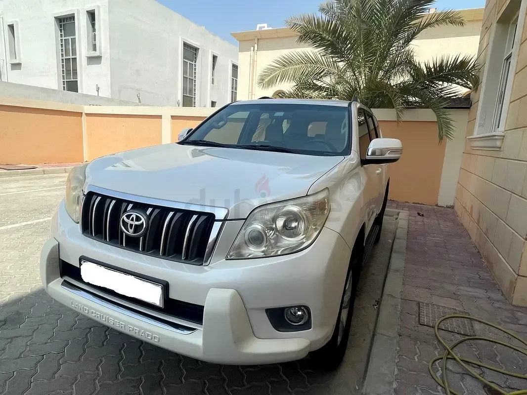 Toyota Land Cruiser Prado 4.0 AT 4WD (282 hp)