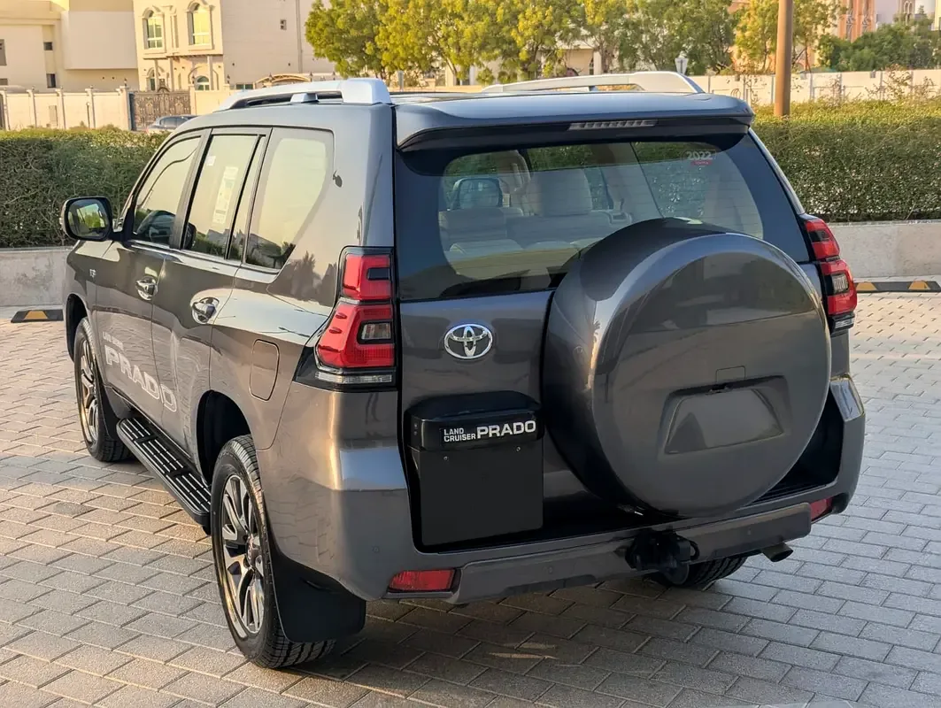 Toyota Land Cruiser Prado 4.0 AT 4WD (282 hp) - 12