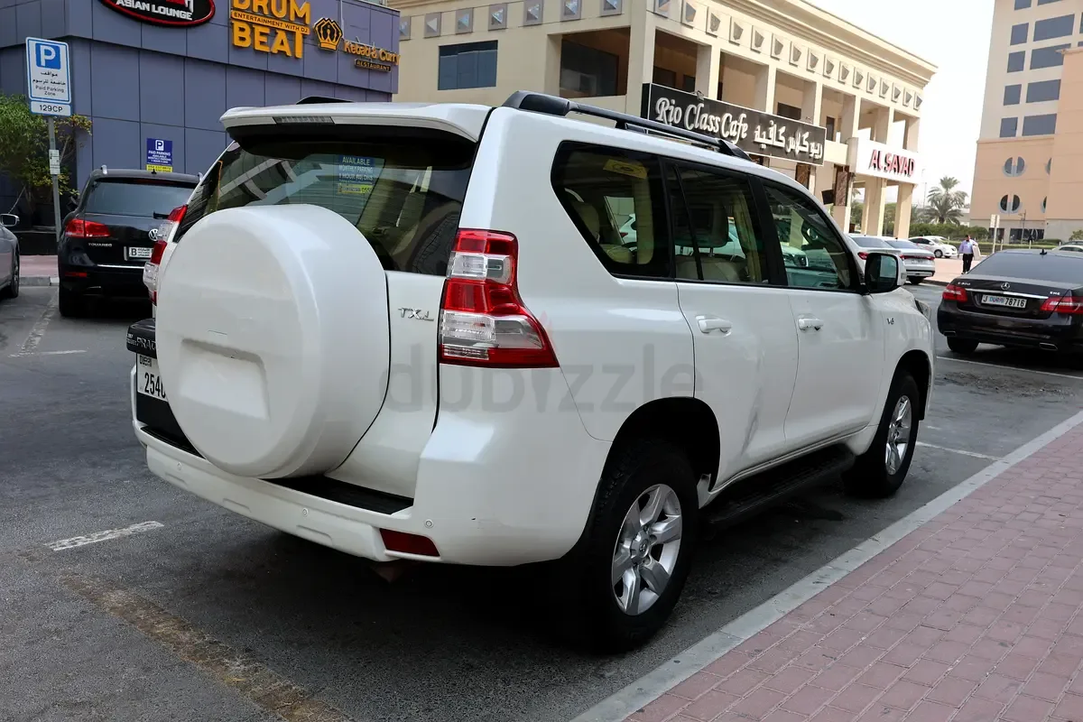 Toyota Land Cruiser Prado 4.0 AT AWD (282 حصان) - 6