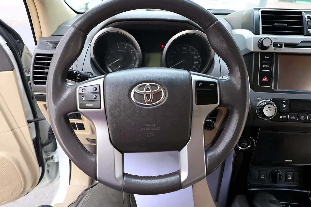 Toyota Land Cruiser Prado 4.0 AT AWD (282 حصان) - 13