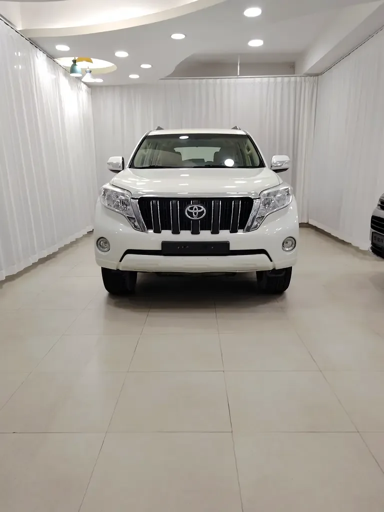 Toyota Land Cruiser Prado 4.0 AT AWD (282 حصان) - 2