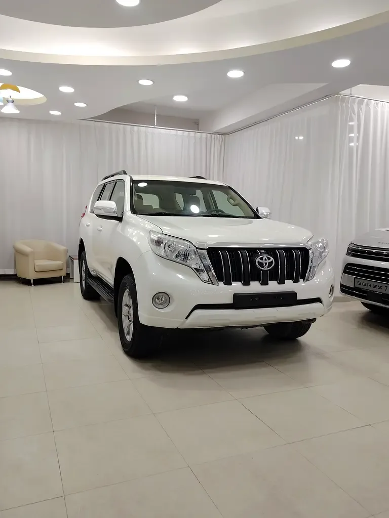 Toyota Land Cruiser Prado 4.0 AT AWD (282 حصان) - 3