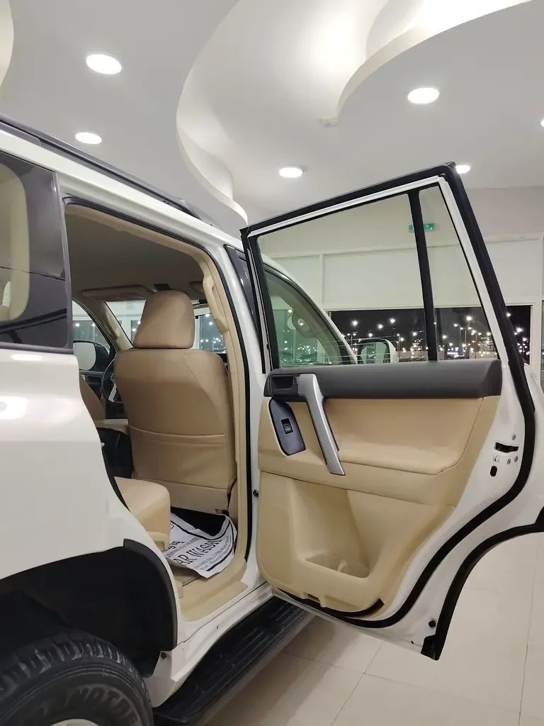 Toyota Land Cruiser Prado 4.0 AT AWD (282 حصان) - 13