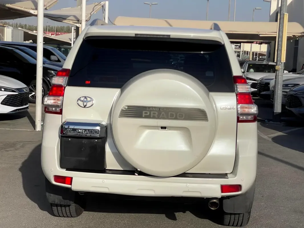 Toyota Land Cruiser Prado 4.0 AT AWD (282 hp) - 6