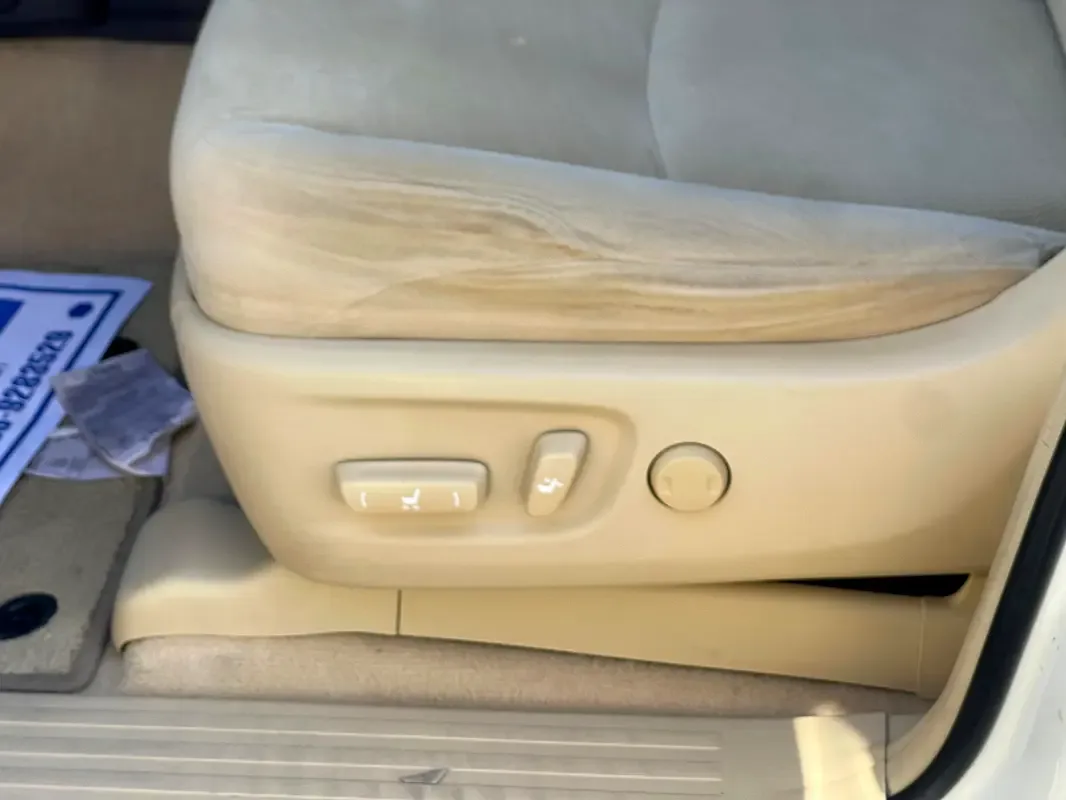 Toyota Land Cruiser Prado 4.0 AT AWD (282 hp) - 8