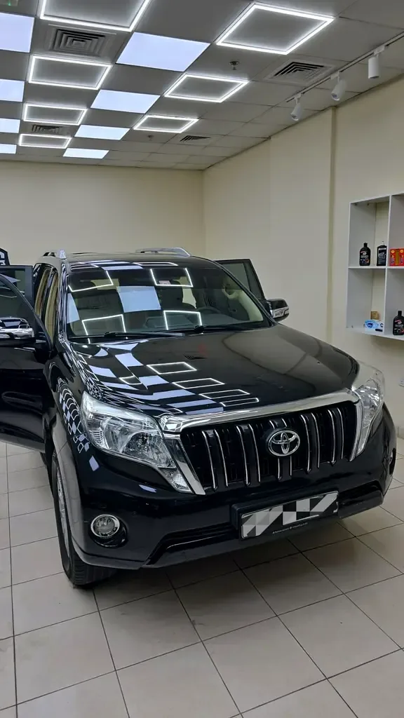 Toyota Land Cruiser Prado 4.0 AT AWD (282 hp)