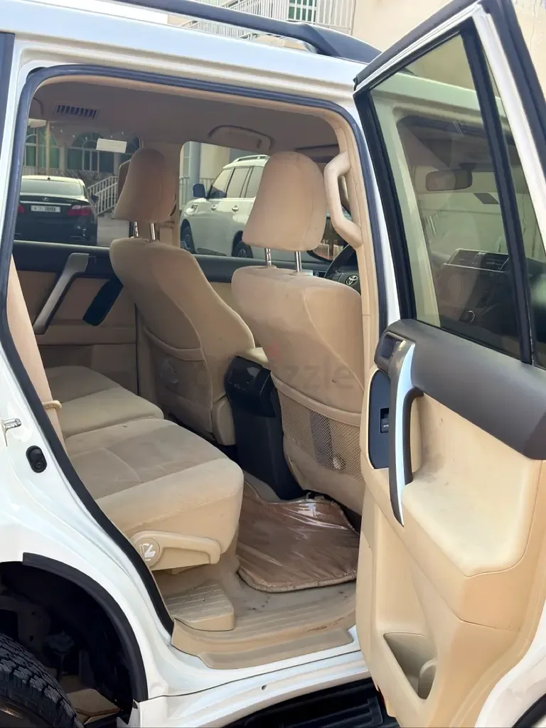 Toyota Land Cruiser Prado 4.0 AT AWD (282 hp) - 9
