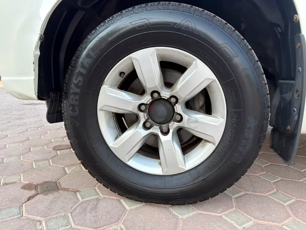 Toyota Land Cruiser Prado 4.0 AT AWD (282 hp) - 18