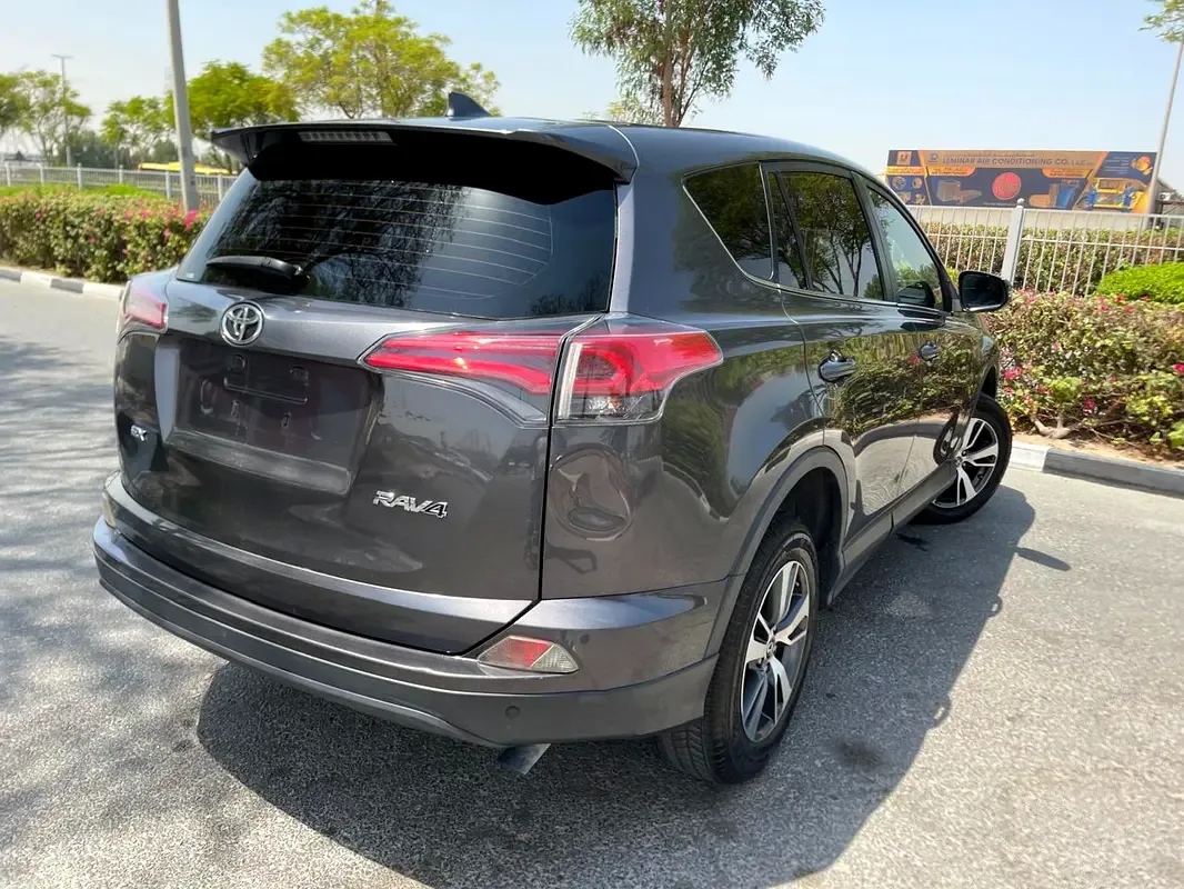 Toyota RAV4 2.0 CVT (146 hp)