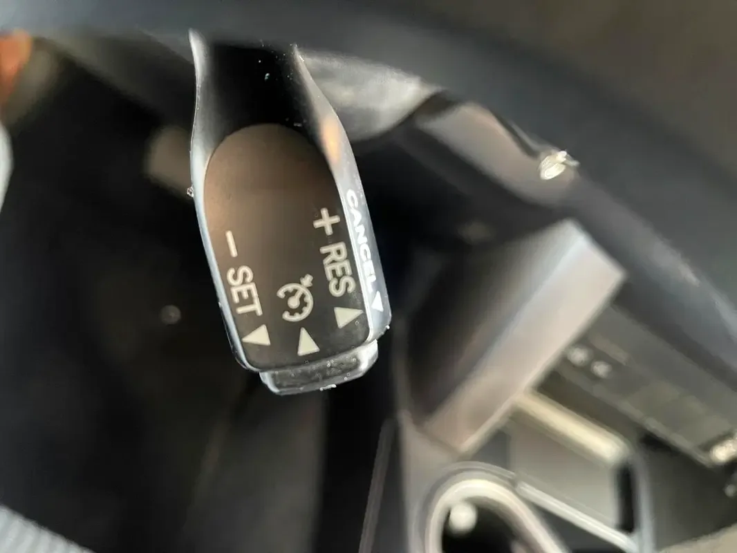 Toyota RAV4 2.0 CVT (146 حصان) - 12
