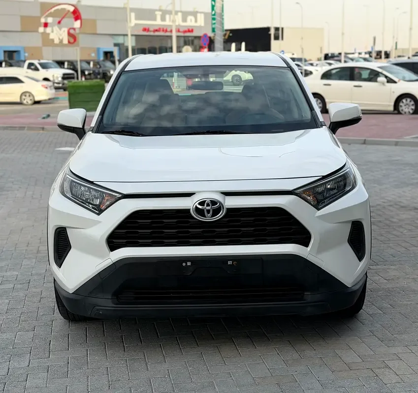Toyota RAV4 2.0 CVT (146 حصان) - 2