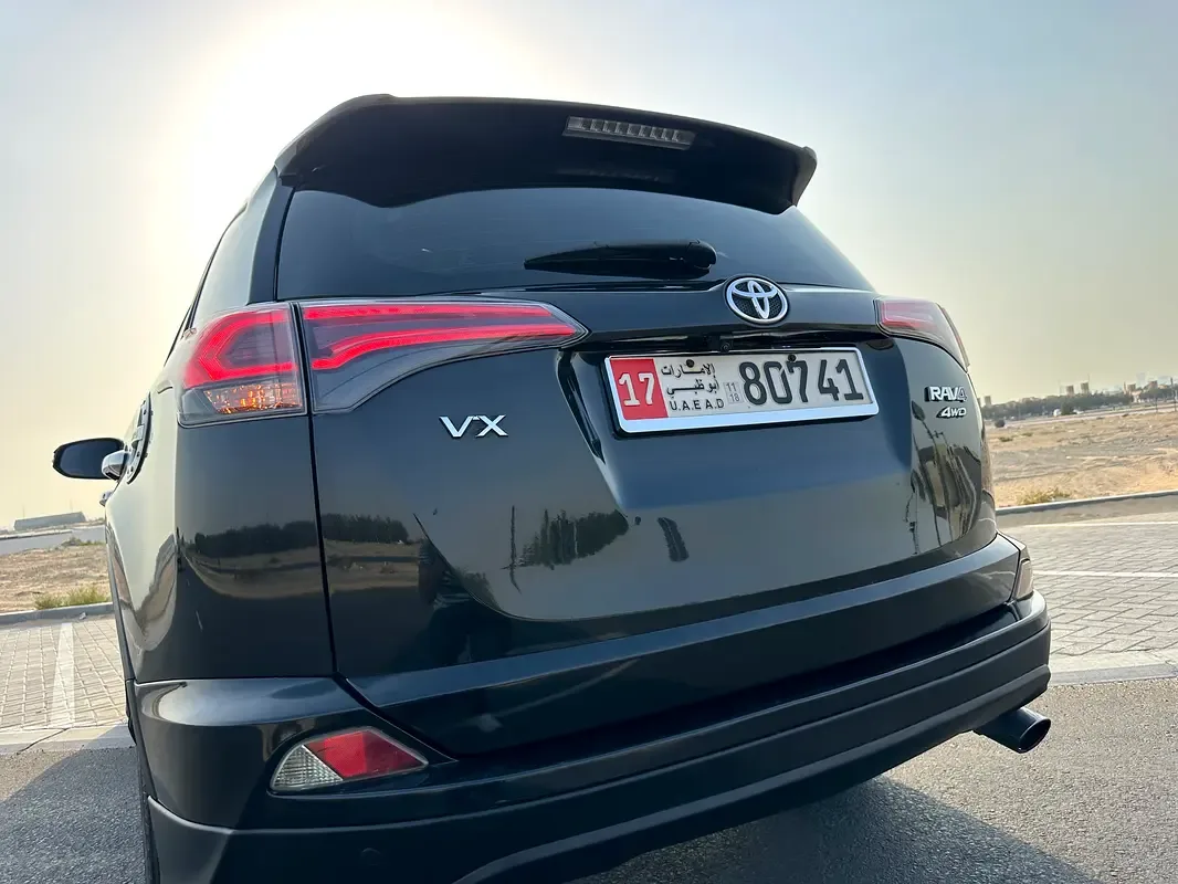 Toyota RAV4 2.0 CVT (146 حصان) - 13