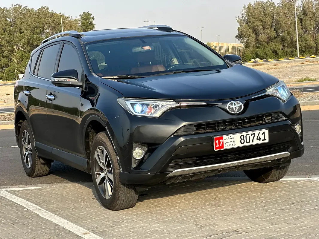 Toyota RAV4 2.0 CVT (146 حصان) - 17