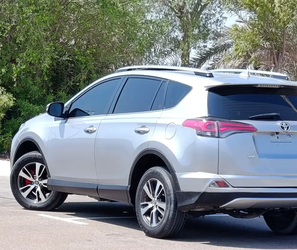 Toyota RAV4 2.0 CVT (146 hp) - 15