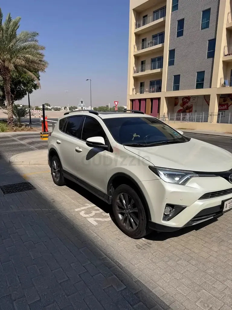 Toyota RAV4 2.0 CVT (146 حصان)