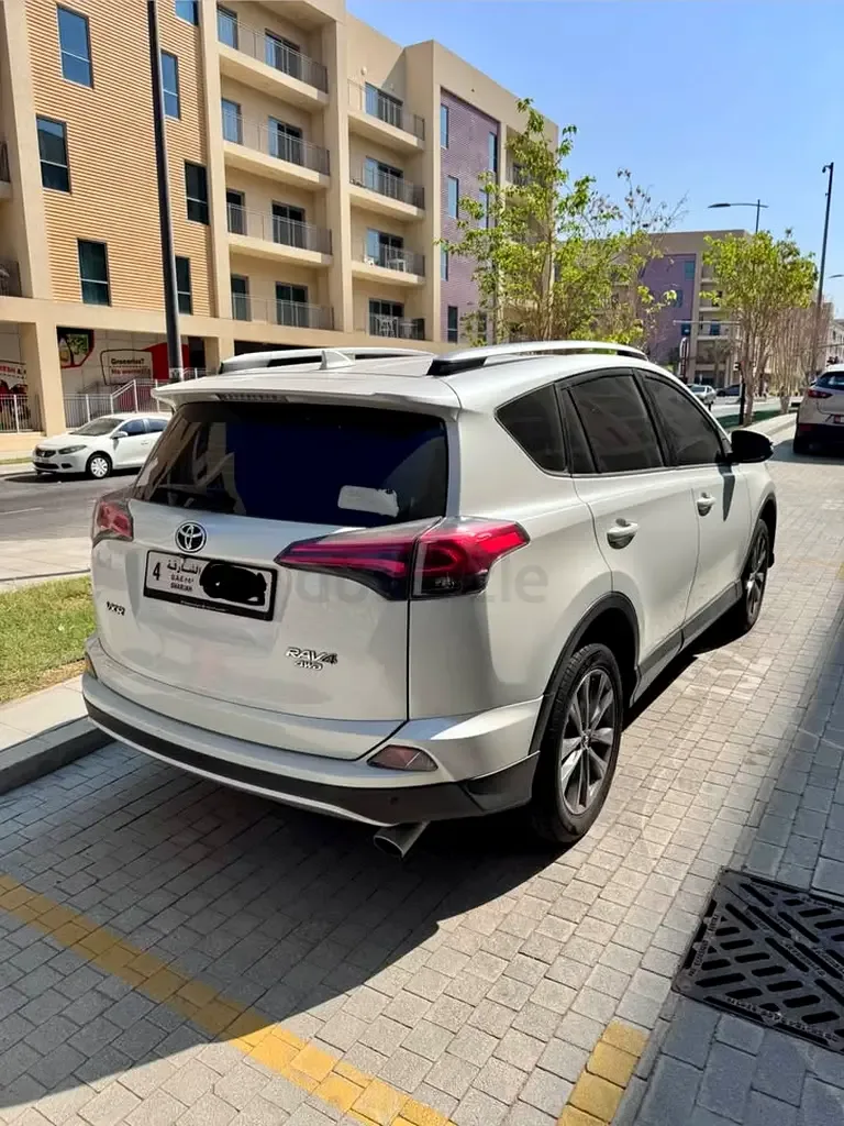 Toyota RAV4 2.0 CVT (146 حصان) - 3