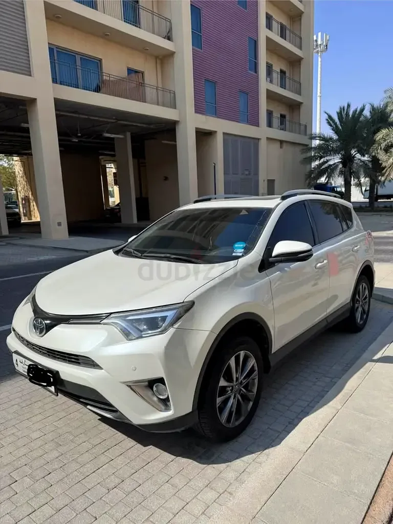 Toyota RAV4 2.0 CVT (146 حصان) - 6