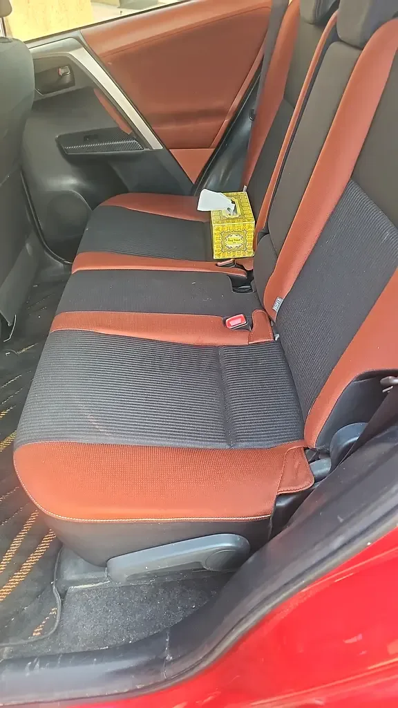 Toyota RAV4 2.0 CVT (148 hp)