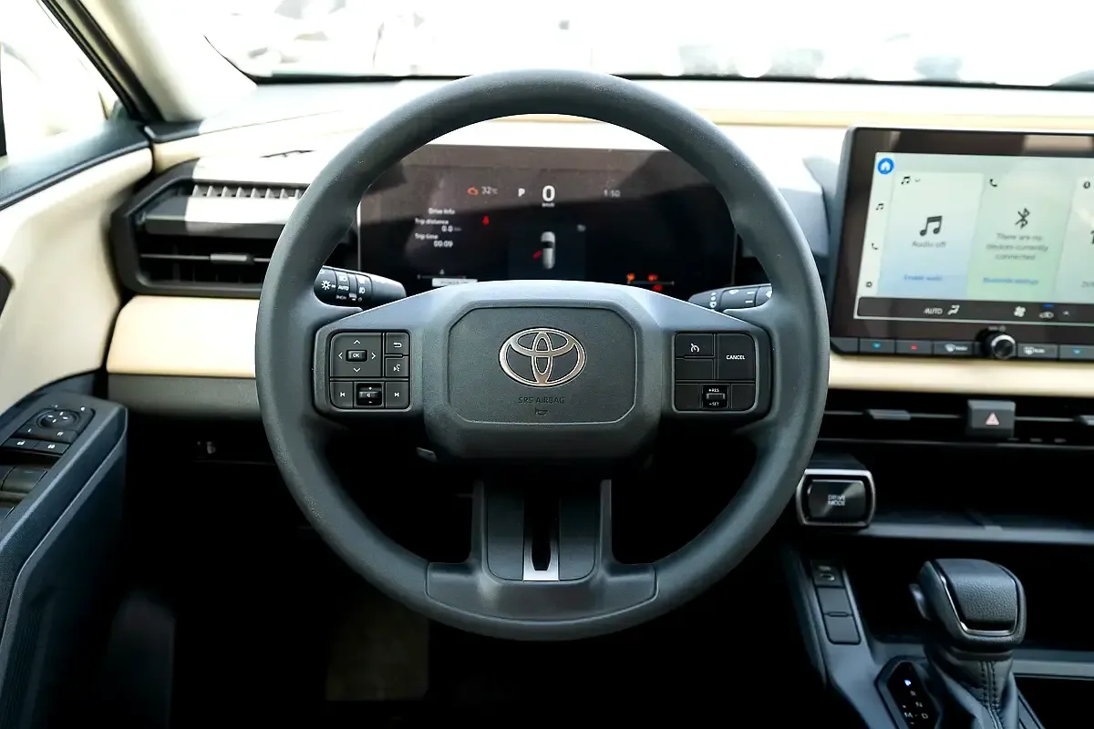 Toyota RAV4 2.0 CVT (149 حصان) - 8