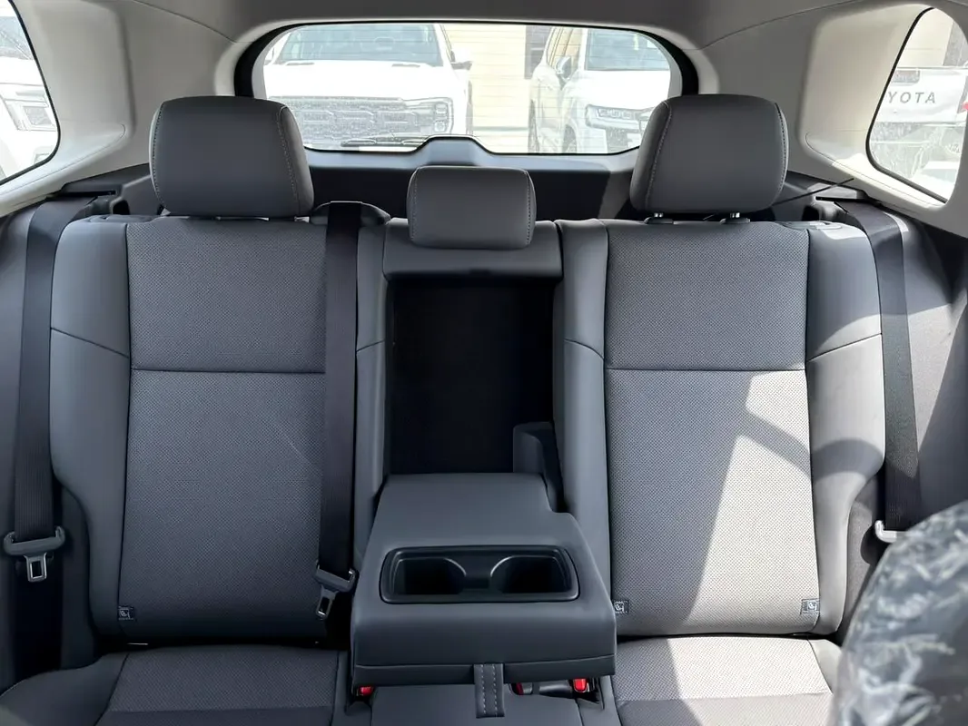 Toyota RAV4 2.0 CVT (149 hp) - 12
