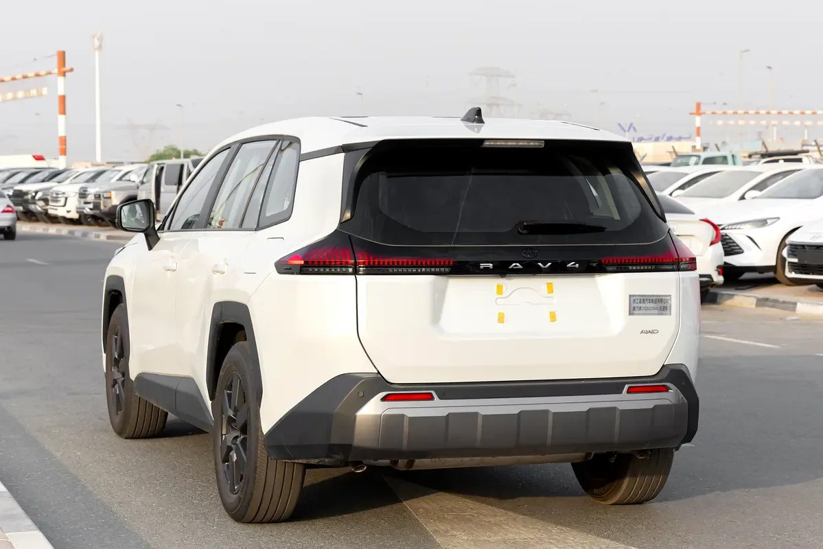 Toyota RAV4 2.0 CVT (149 حصان) - 6