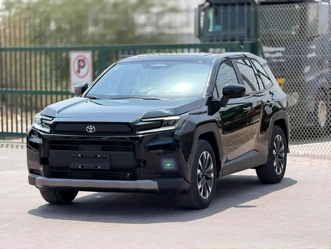 Toyota RAV4 2.0 CVT (196 hp)