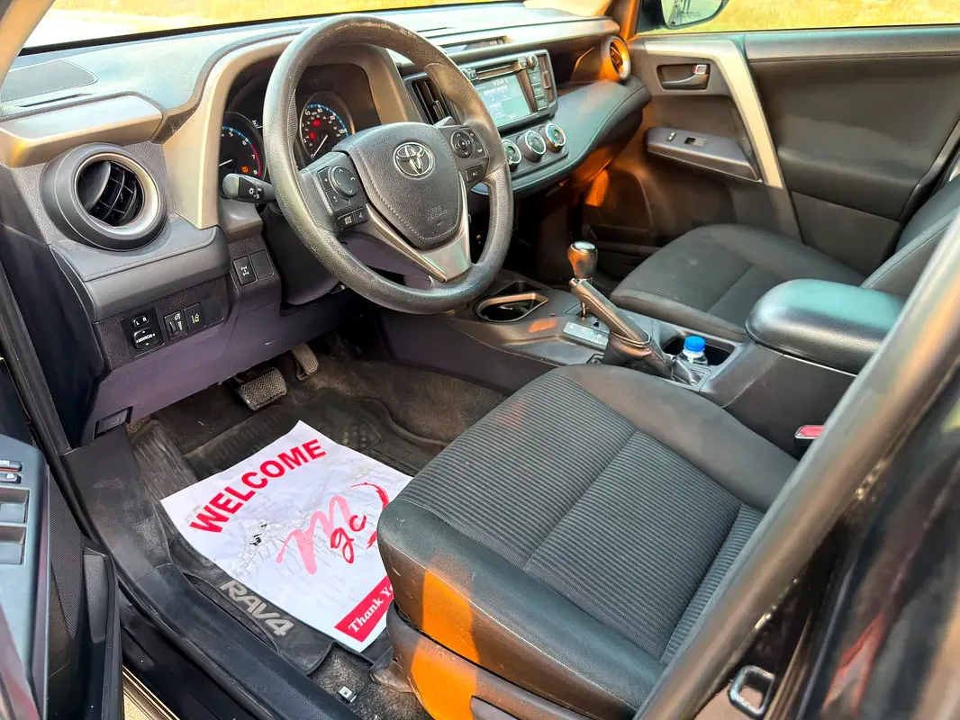 Toyota RAV4 2.5 AT (179 حصان) - 7