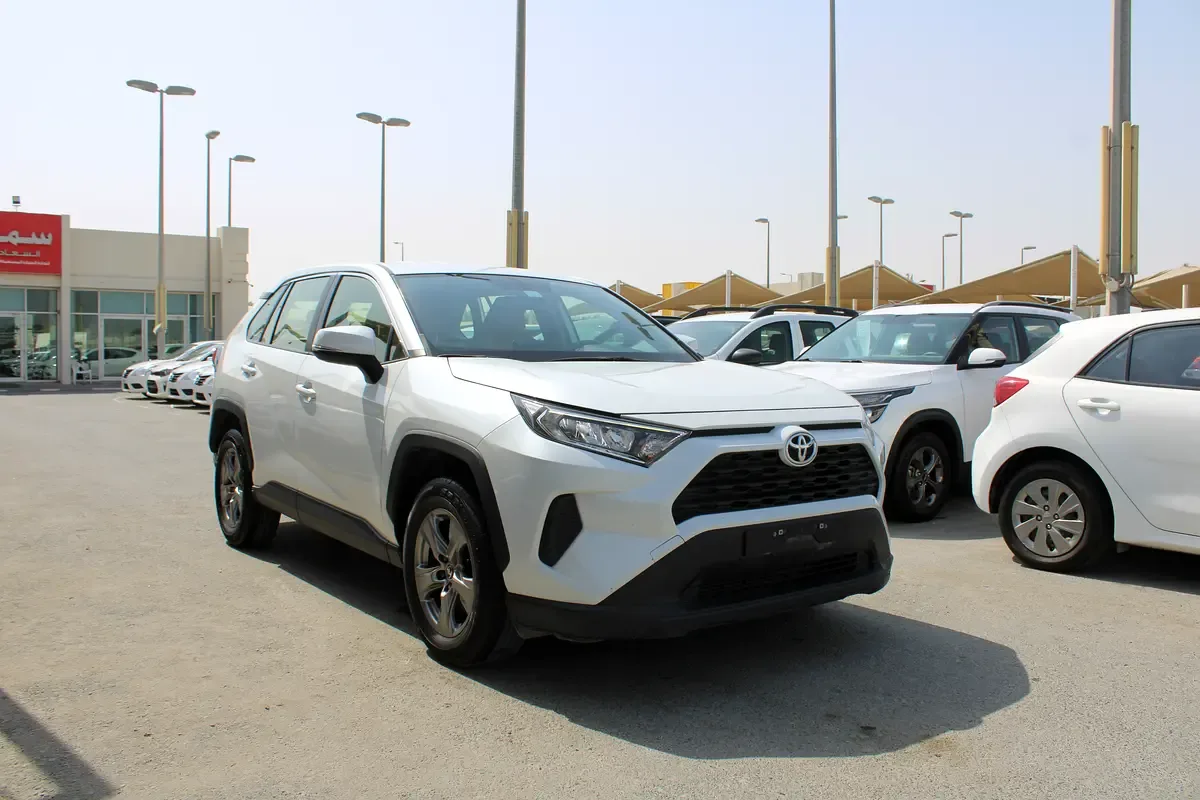 Toyota RAV4 2.5 AT (205 حصان) - 2