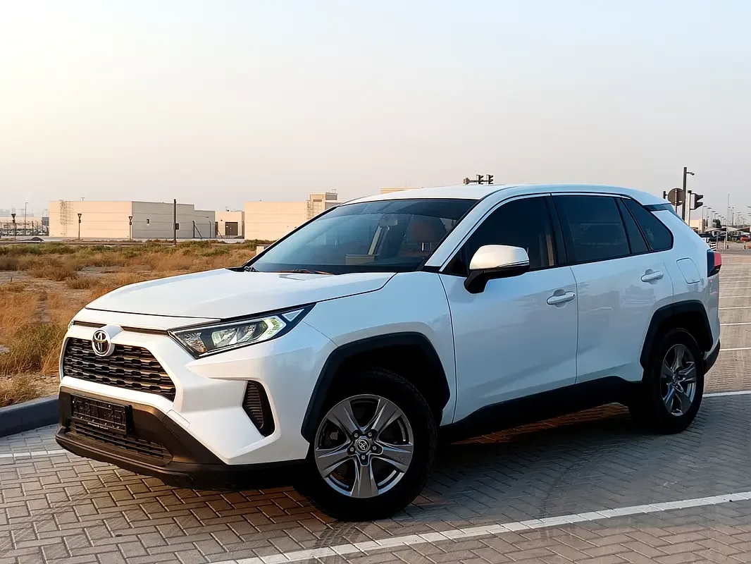 Toyota RAV4 2.5 AT (205 hp)