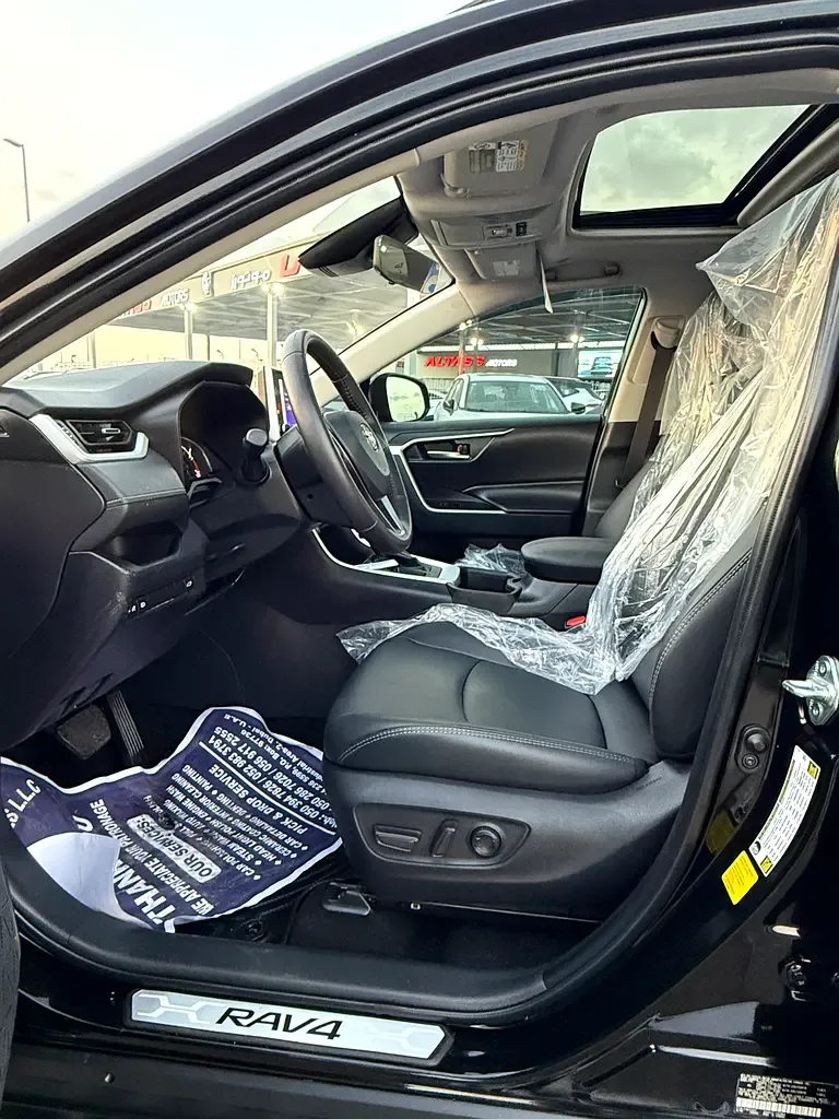 Toyota RAV4 2.5 AT (205 حصان) - 7