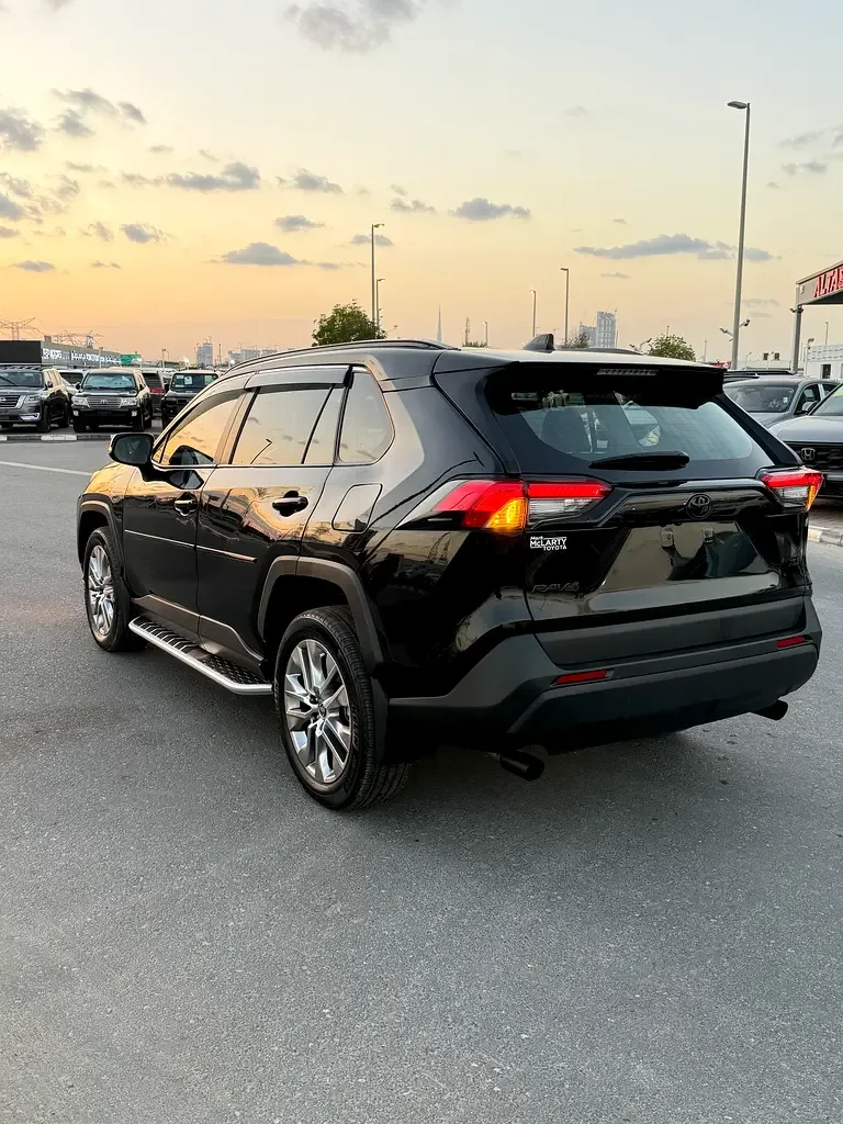 Toyota RAV4 2.5 AT (205 حصان) - 10