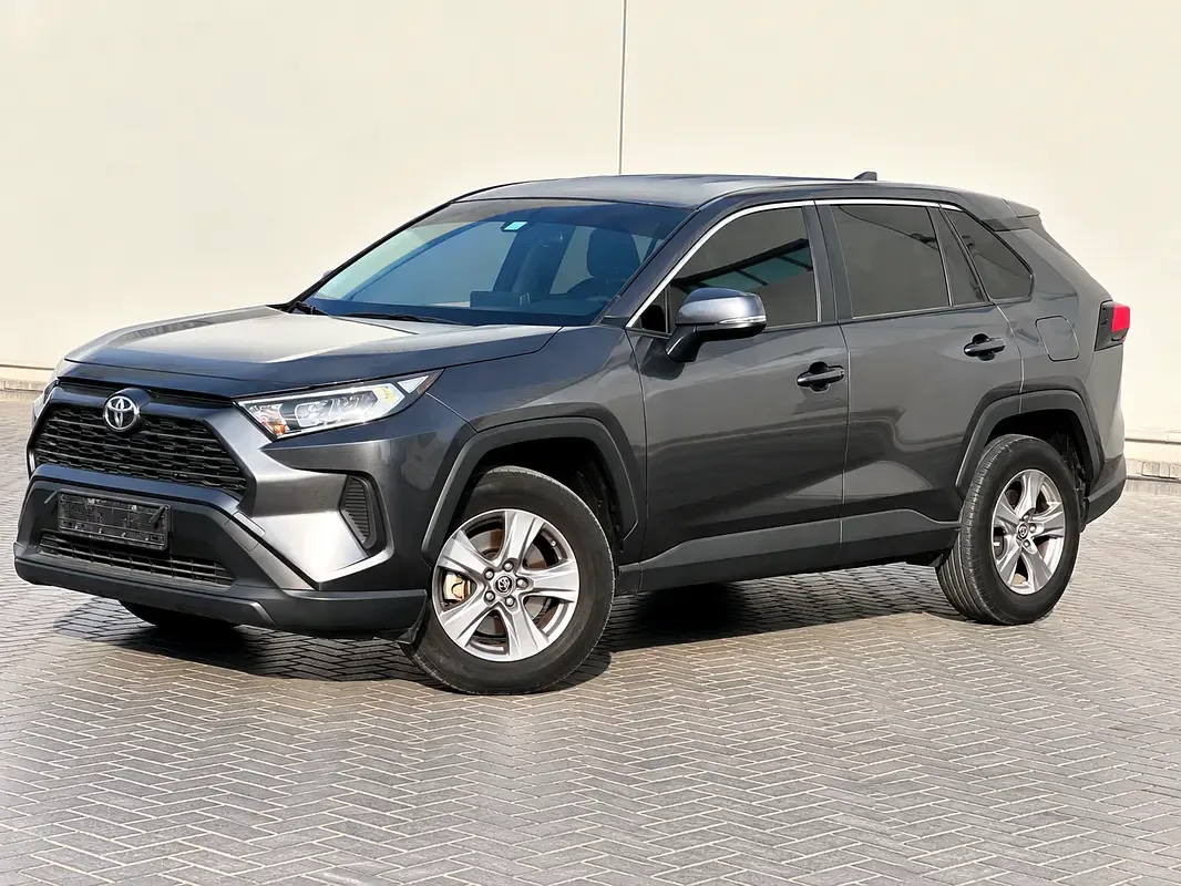 Toyota RAV4 2.5 AT (205 hp)