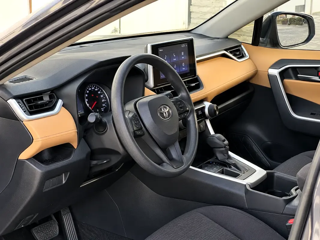 Toyota RAV4 2.5 AT (205 hp) - 8